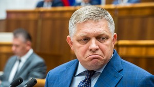 Roman Mikulec zostáva ministrom vnútra: Za jeho odvolanie hlasovalo 58 prítomných