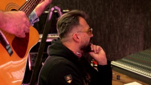 VIDEO: Známi muzikanti prespievali jeden z Mekyho najväčších hitov, sám Žbirka ho považoval za srdcovku