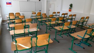 Prvák brutálne napadol učiteľku na základnej škole. Prípad vyšetruje polícia