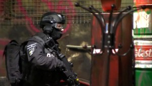 Policajti preverili svoju akcieschopnosť pred majstrovstvami sveta. Ani kukláči nevedeli, že ide o cvičenie