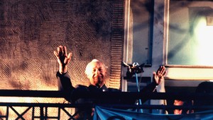 Miloš Zeman sa nepriamo obul do Dubčeka. Podľa neho pustil do gatí