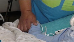 Trojročné dievčatko zomrelo po otrave jedom. Dispečer údajne odmietol poslať sanitku