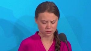 Spevák tvrdí, že Grete Thunberg vymyli mozog!