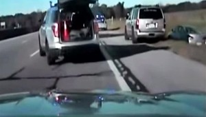 VIDEO: Len 10-ročný chlapec utekal policajtom v ukradnutom aute. Tento mesiac už druhýkrát