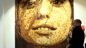 FOTO: Obraz z chleba. Anonymný umelec naň použil až 40 tisíc krutónov