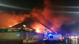 Pri požiari v ruskom meste zomrelo najmenej 15 ľudí