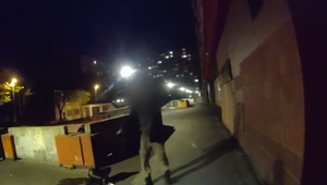 Opitý muž ohrozoval personál predajne, paralyzérom mieril aj na políciu