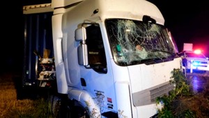 Opitý kamionista napáchal škody za tisíce eur