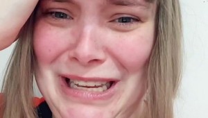 Mia túžila po novom účese, z kaderníctva odchádzala s plačom: Väčšiu katastrofu ste ešte nevideli!