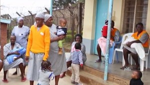 Módne prehliadky, kurzy a jóga. Aj takto to vyzerá v ženskej väznici