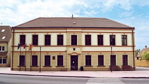 Primátora Stupavy vypočuje polícia. Dôvodom je porušenie zákona