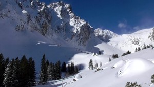 VIDEO: V Západných Tatrách a v Malej Fatre vyhlásili štvrtý z piatich stupňov lavínového nebezpečenstva