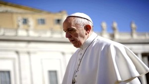 Mladík sa priznal k pokusu o vraždu pápeža Františka