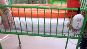 Prípad záhadného úmrtia dvojmesačného chlapca: Polícia už vie, čo sa pod smrť novorodenca podpísalo