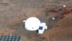 Slovenka testovala pobyt na Mesiaci. Pomohli aj študenti zo skalického gymnázia