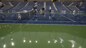 Djokovičovi sa splnilo želanie, finále až v pondelok pre dážď