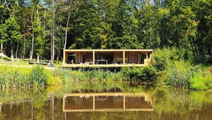 Sekli s marketingom a začali stavať záhradné domy: Neuveríte, čo dokázali za dva roky