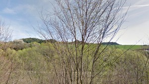 V lese nad Miklušovcami sa stratil Juraj (83), domov sa vrátil stopom