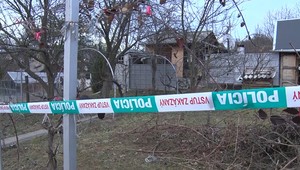 Dráma v záhradkárskej osade. Muž strieľal na družku, potom sa zabarikádoval v chate