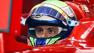Massa odštartuje v Brazílii z pole position, Hamilton ako štvrtý