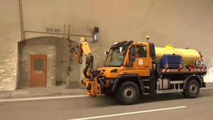 Tunel Višňové uzavreli pre jarnú údržbu. Doprava je presmerovaná cez Strečno
