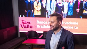 Vallo je pre politiku príšernou správou