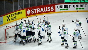 Francúzi opustili elitu. Slovinci sa udržali a pokorili svojich súperov 3:1