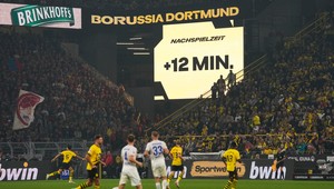 Nekonečné minúty v nadstavenom čase? Absurdné, hovorí futbalová legenda