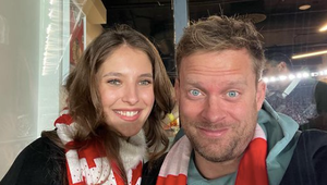 To je ale prekvapenie! Vzácny PRSTEŇ na Prachařovej ruke hovorí jasne!