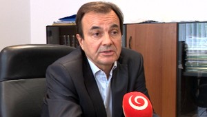 Riaditeľa nemocnice obviňujú z plagiátorstva. On sa bráni, že myšlienky sú jeho