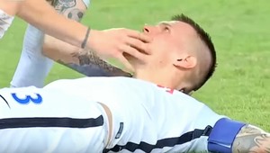 Slováci domov s Kráľovským pohárom. Duda pritom stihol Škrtelovi zachraňovať život