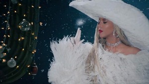 Vianočné darčeky v celebritných rodinách: Z niektorých nápadov odpadnete!