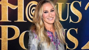 Módna ikona na dne? Sarah Jessica Parker prekvapila zanedbaným vzhľadom