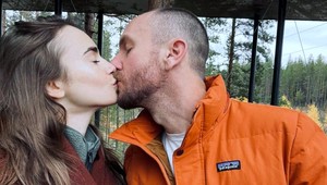 Slávny Phil Collins vydával krásnu dcéru! Tušili ste, že je to TÁTO skvelá herečka?!