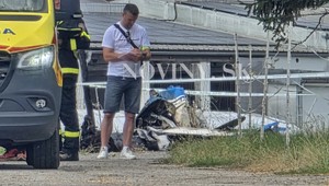 Pri Očovej havarovalo malé lietadlo. O život prišli traja ľudia vrátane 4-ročného dieťaťa
