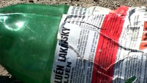 Mladík zomrel po tom ako sa napil toluénu. Kamarát mu údajne povedal, že je to víno