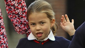 Trápenie s malou Charlotte! Kate a William to zjavne nebudú mať s dcérkou ľahké!