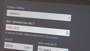 Omylom mu niekto poslal peniaze na účet. Muž ich minul na seba, hrozí mu väzenie