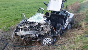 Tragická nehoda pri Rožňave. Vodič auta bol na mieste mŕtvy