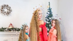 Alena sa nestrihala od piatich rokov a pozrite sa na jej dcéry! Wau, vyzerajú ako z rozprávky!