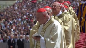 Na pápežov pohreb sa chystá 50 hláv štátov a 10 panujúcich monarchov