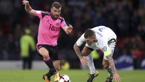 Slováci v Glasgowe nezdolali Škótov. Účasť na šampionáte sa nám vzdialila