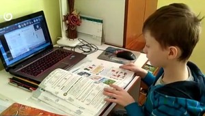 Sú školy pripravené na online vyučovanie? Minister avizuje nákup techniky