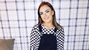 Keď skúmala svoje nové pyžamo, zažila šok: Pozrite sa, čo na ňom našla