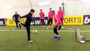 Víťaz LM nemal proti freestylerovi šancu! Evra strašné jasle dostal!