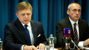 Fica nevedia úrady nájsť, Borec to nekomentuje