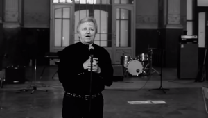 Fanúšikovia českej legendy strnuli hrôzou! Priamo na pódiu sa Neckářovi stalo TOTO!