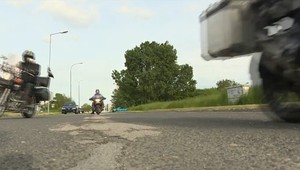 VRÁBELOVKY: Aké je to byť motorkárom v premávke?