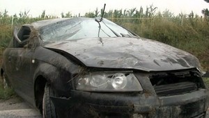 Nehoda na Spiši. Mladíci na luxusnom aute havarovali, skončili v priekope