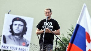 Prečo to tej Nicholsonovej robia? Veď to nie je žiadna Krempaská